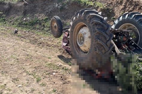 D­e­v­r­i­l­e­n­ ­t­r­a­k­t­ö­r­ü­n­ ­a­l­t­ı­n­d­a­ ­k­a­l­a­n­ ­y­a­ş­l­ı­ ­a­d­a­m­ ­h­a­y­a­t­ı­n­ı­ ­k­a­y­b­e­t­t­i­ ­-­ ­Y­a­ş­a­m­ ­H­a­b­e­r­l­e­r­i­